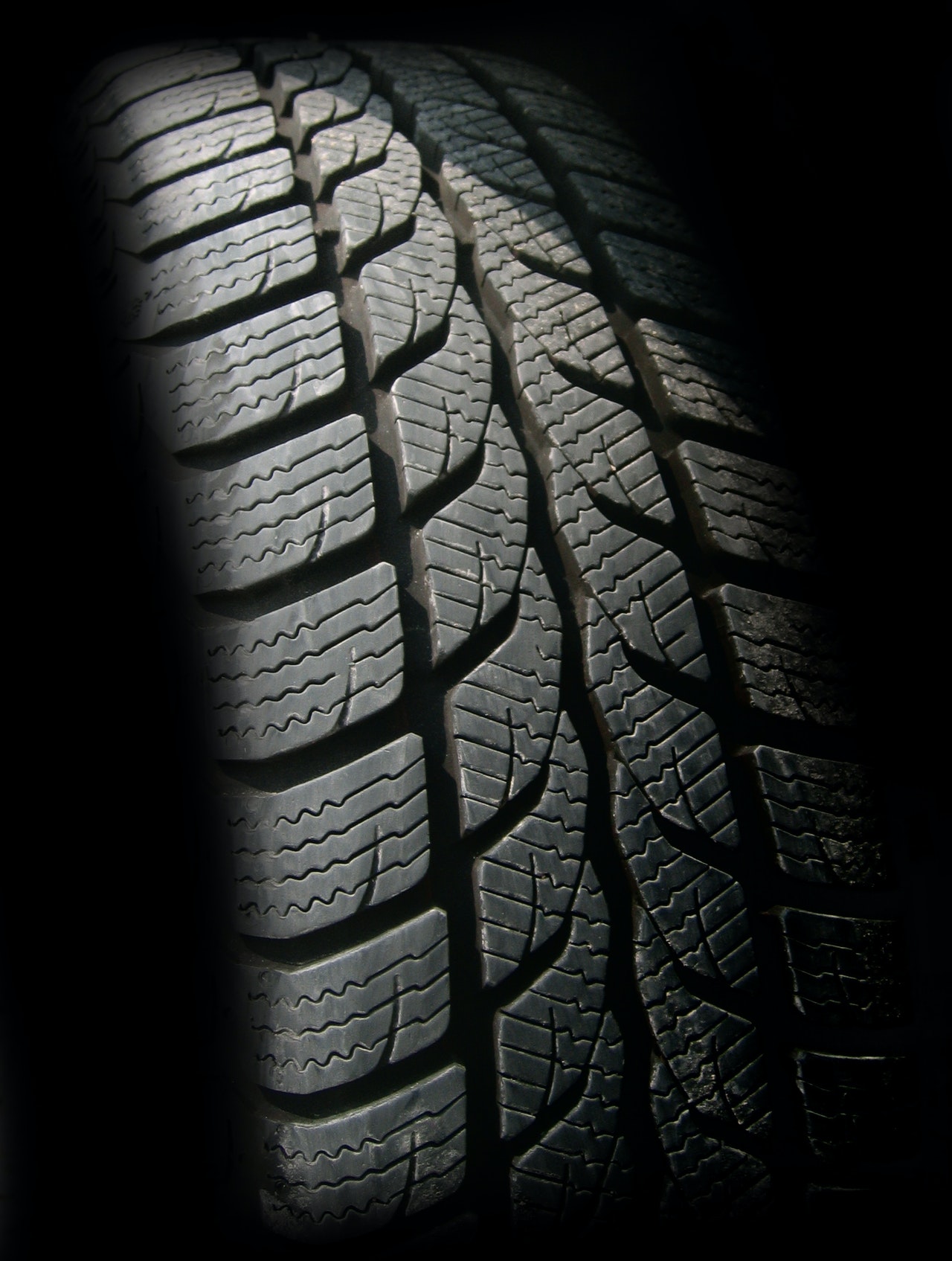 Know When to Purchase a New Set of Tires - Audi Bay City